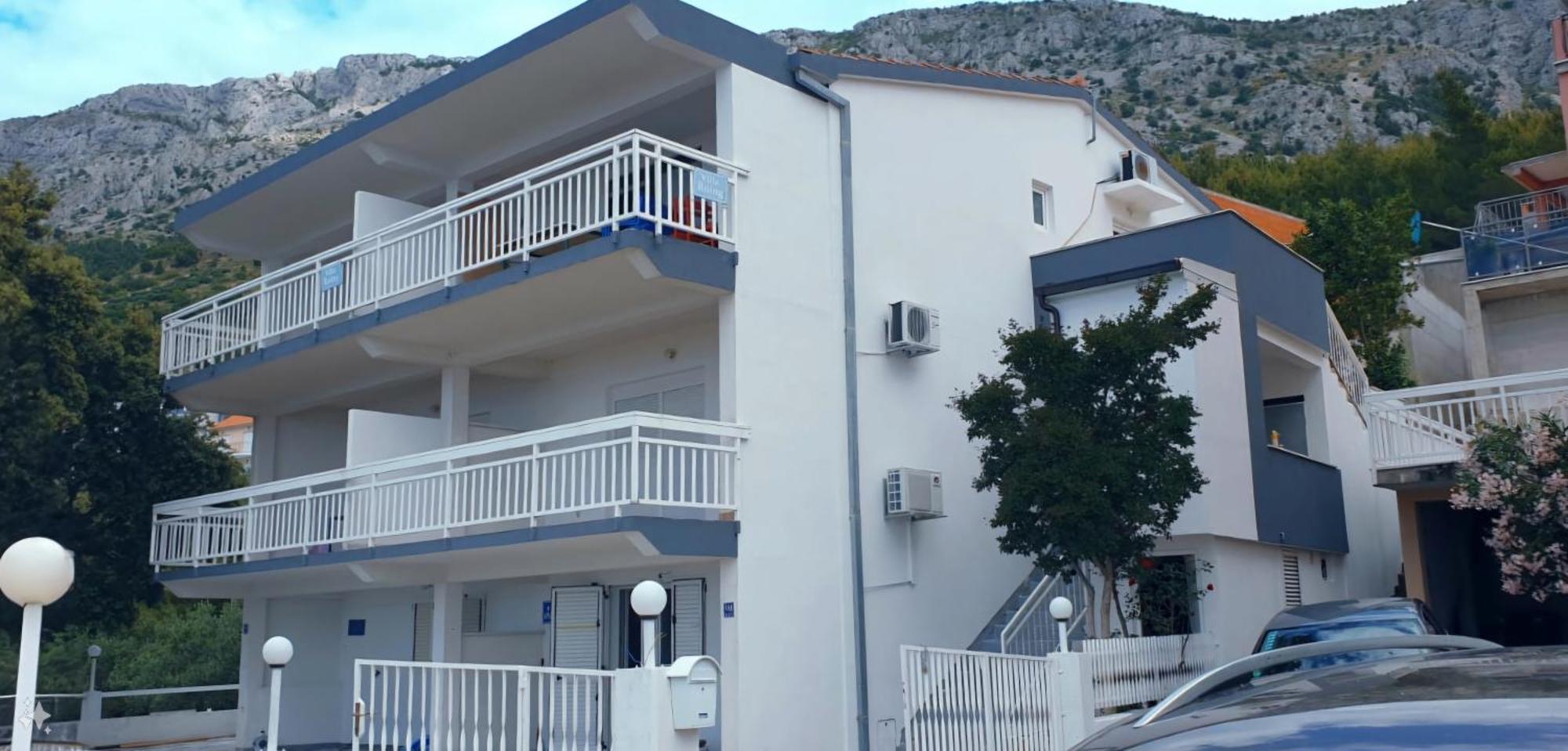 Villa Roing S Stanici Екстериор снимка