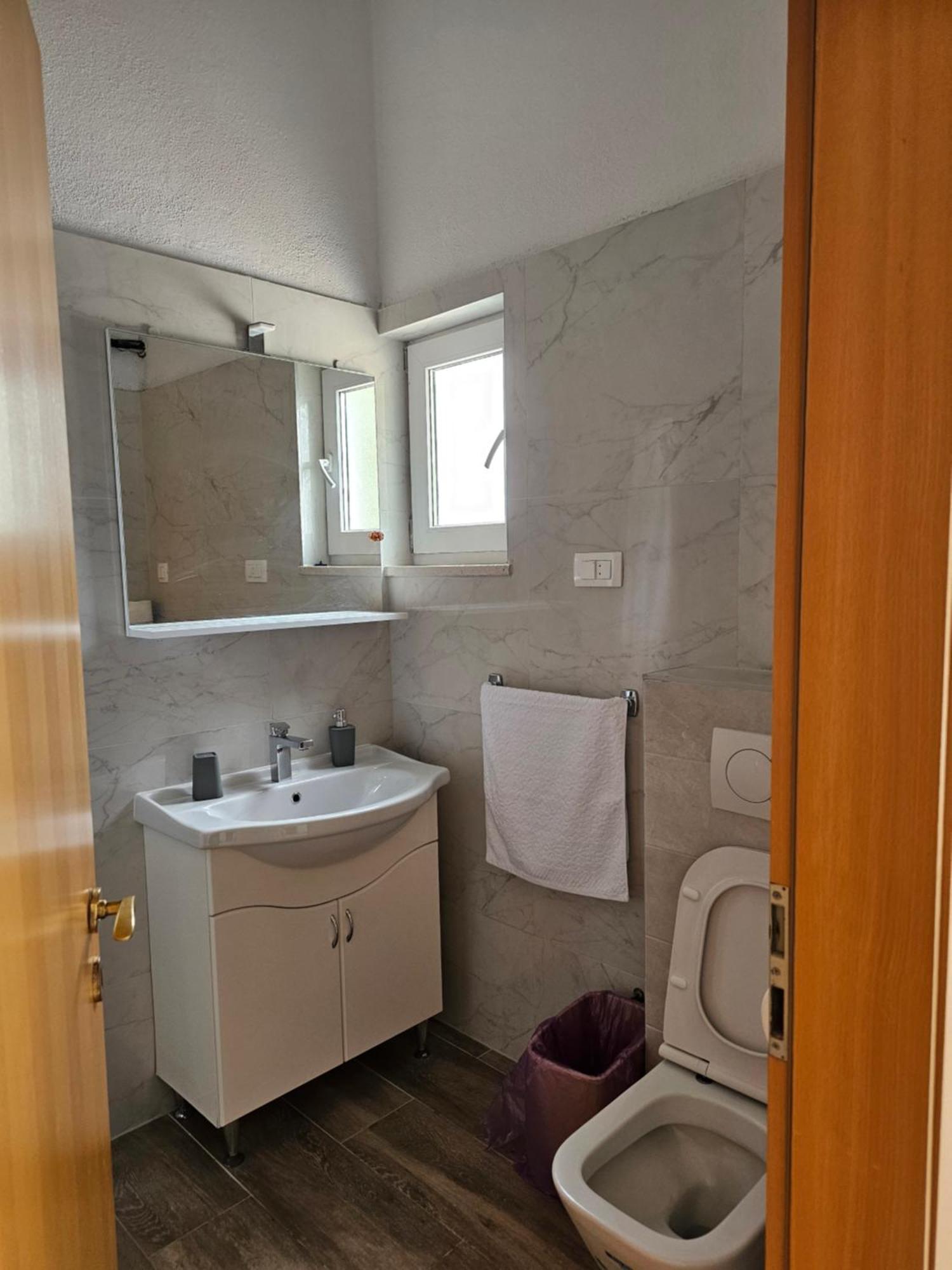 Villa Roing S Stanici Екстериор снимка